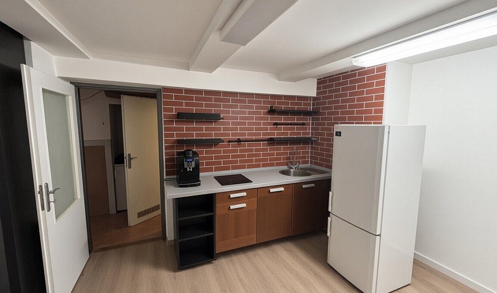Prodej komerčního objektu (jiného typu) 21 m², Praha – náhled fotky 3