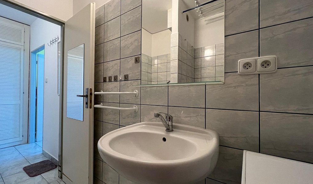 Prodej bytu 1+kk 36 m², Třeboň – náhled fotky 8