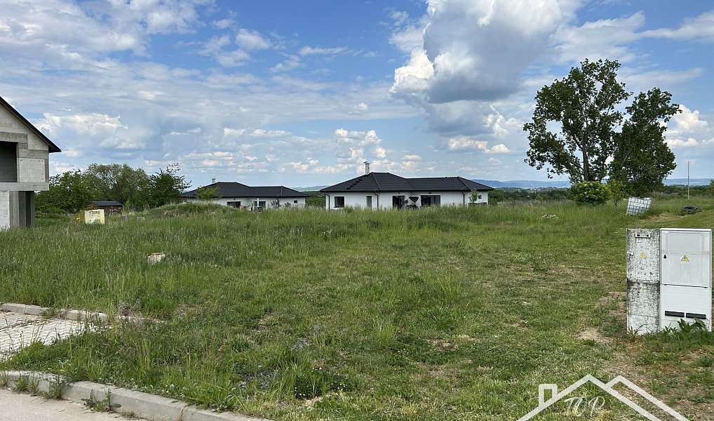 Prodej stavebního pozemku 898 m², Žáky – náhled fotky 4