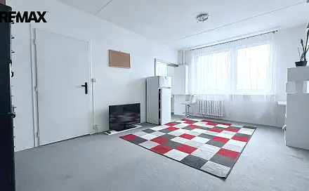 Pronájem bytu 1+kk 30 m²