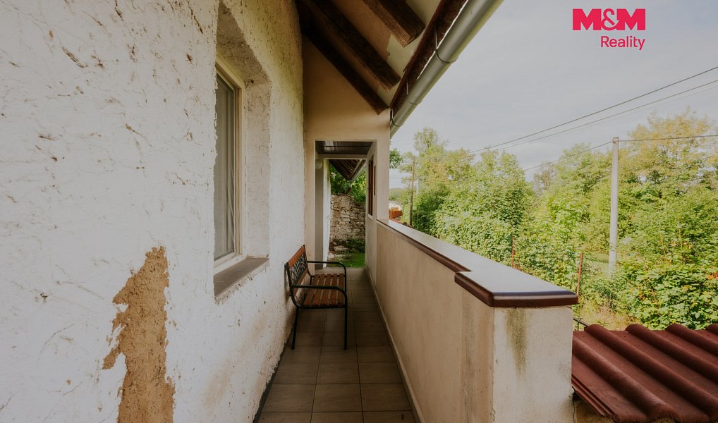 Prodej domu 250 m² s pozemkem 875 m², Kadov – náhled fotky 26