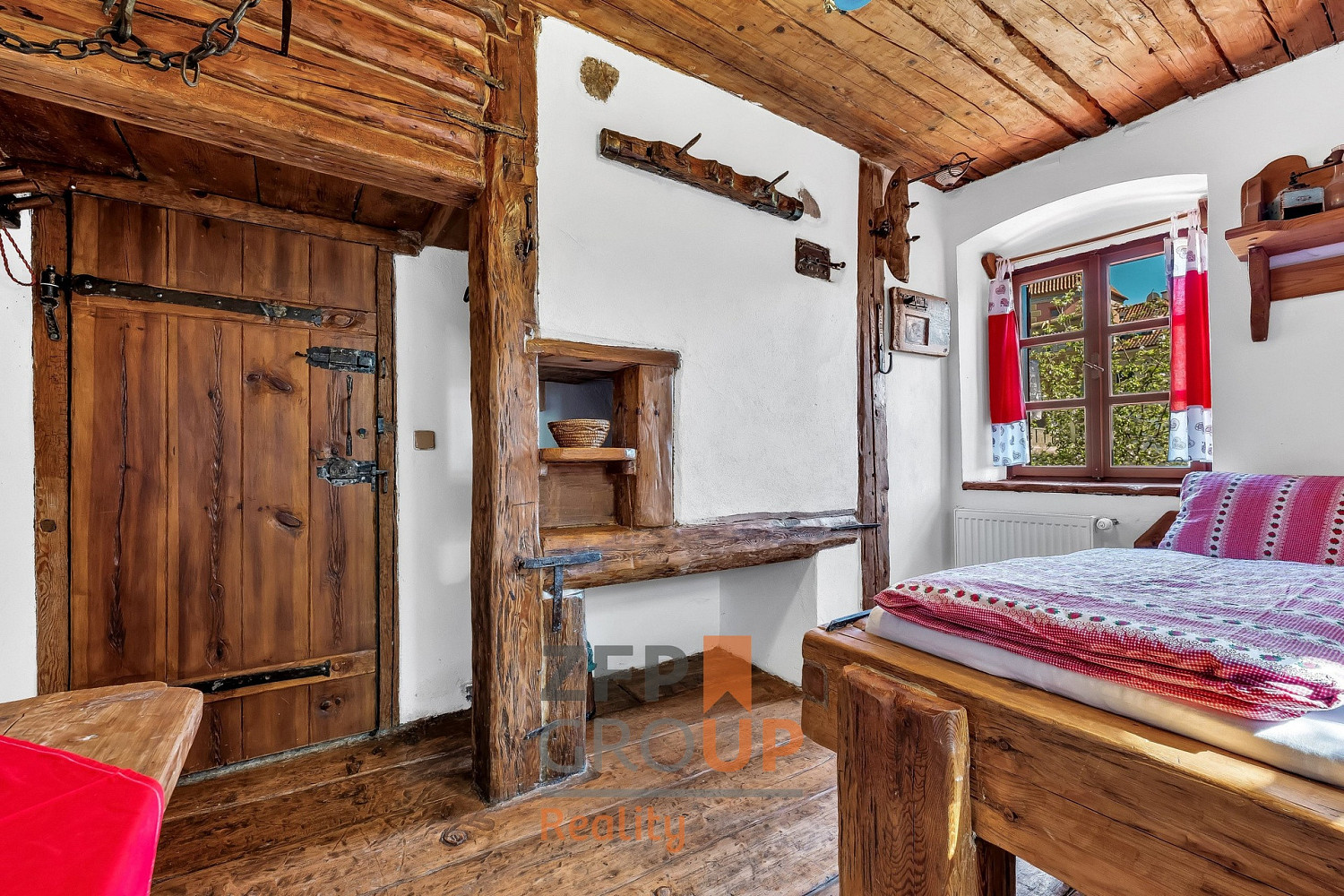 Prodej ubytovacího objektu 143 m² – fotografie 5