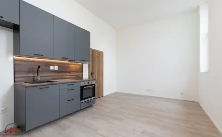 Pronájem bytu 2+kk 41 m², Křišťanova, Ostrava - Přívoz