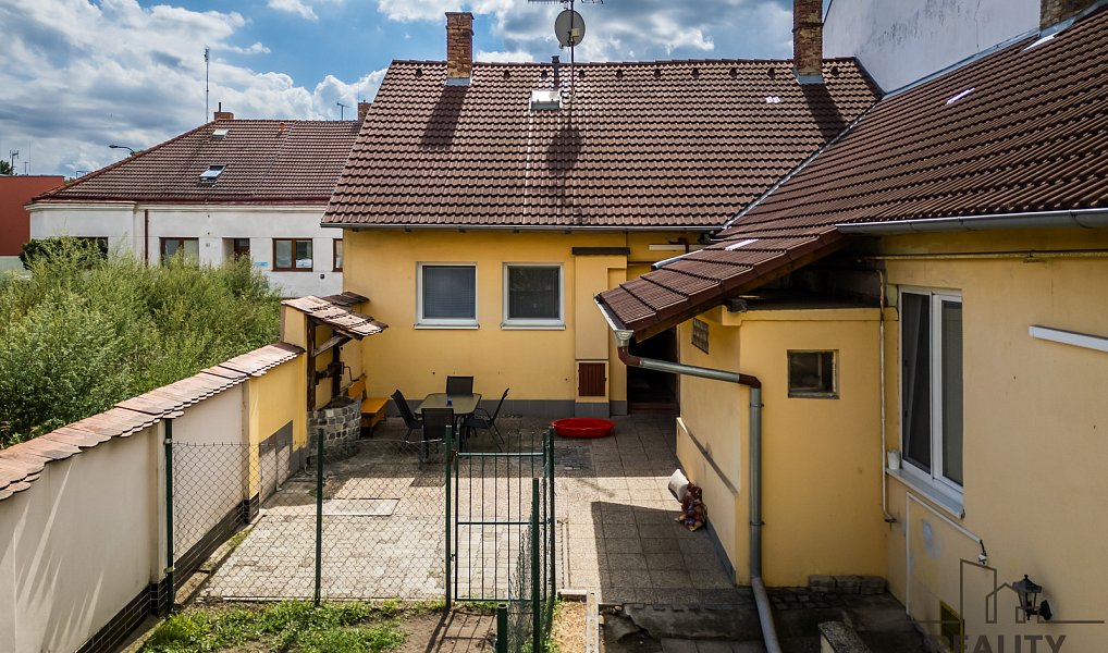 Prodej domu 242 m² s pozemkem 430 m², Hodonín – náhled fotky 33