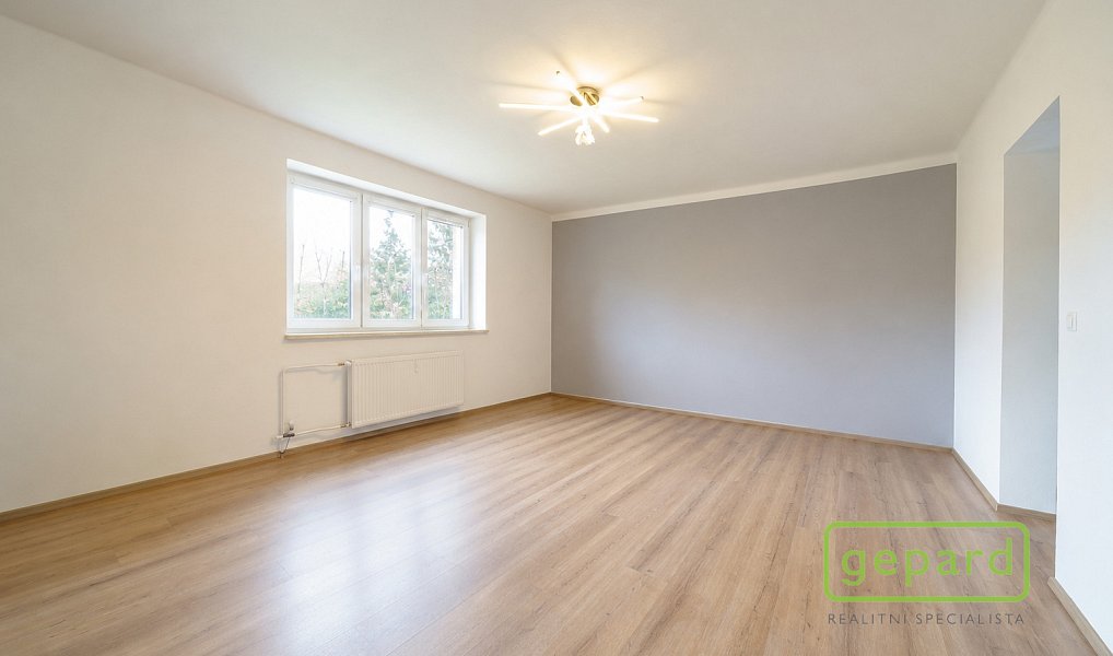 Prodej bytu 3+1 100 m², Karlovy Vary – náhled fotky 2