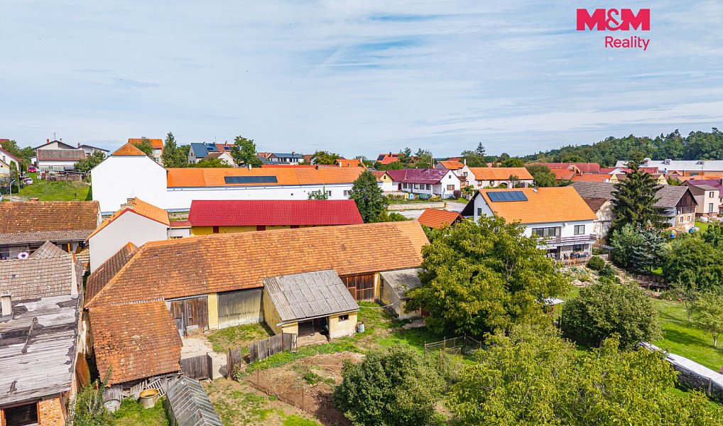 Prodej domu 236 m² s pozemkem 3 986 m², Březnice – náhled fotky 5