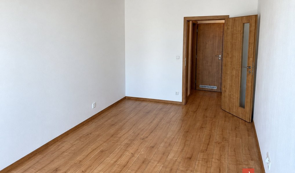 Pronájem bytu 2+kk 67 m², Jesenice – náhled fotky 5