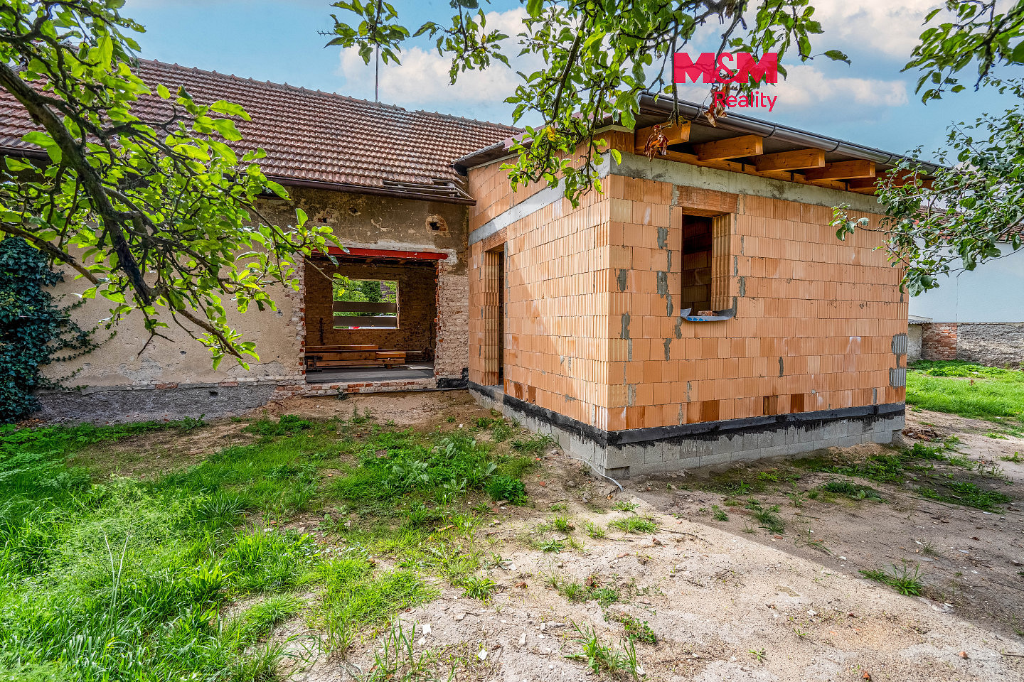 Prodej domu 234 m² s pozemkem 851 m²
