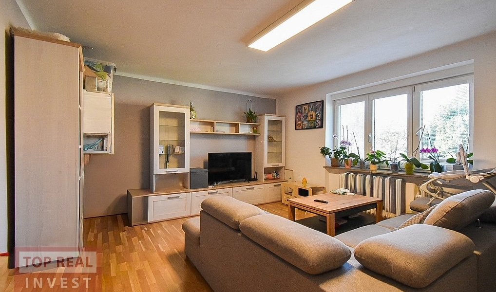 Pronájem bytu 2+1 62 m², Kroměříž – náhled fotky 2