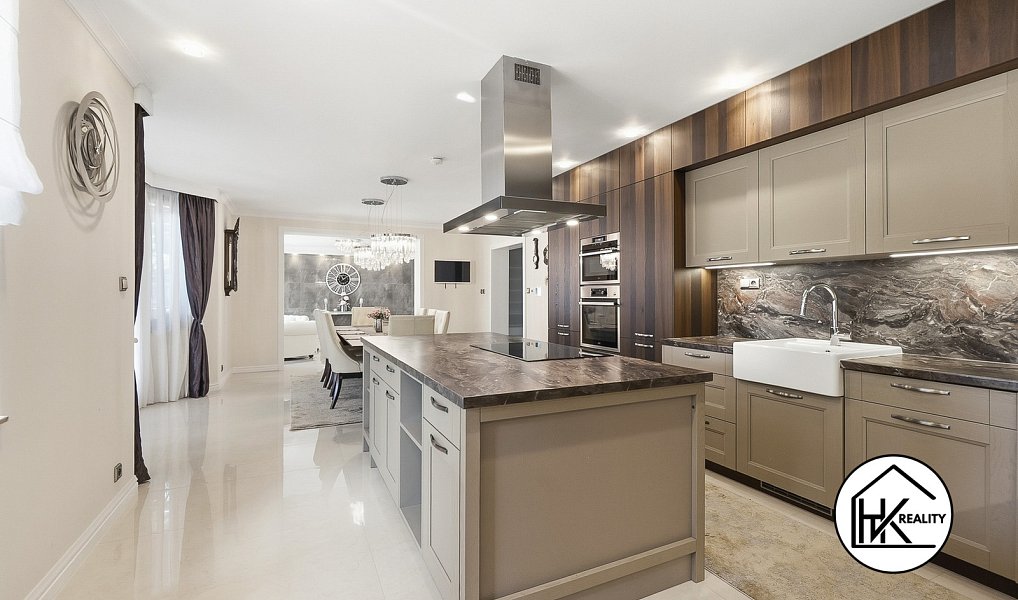 Prodej domu 300 m² s pozemkem 3 840 m², Libouchec – náhled fotky 13