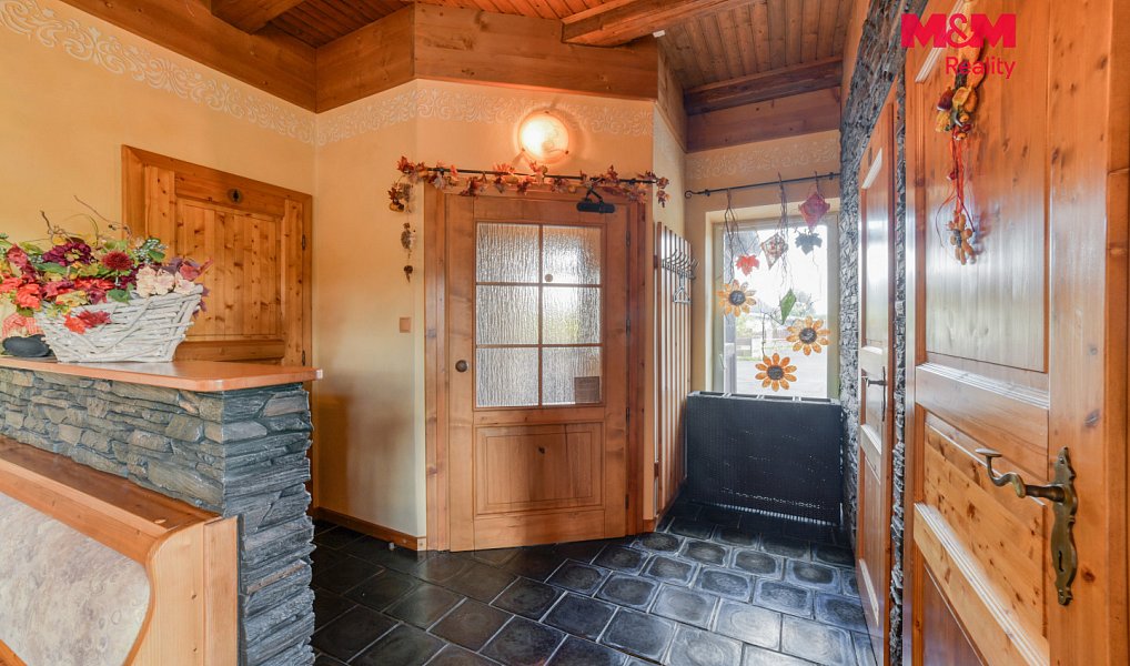 Prodej restaurace 132 m², Luby – náhled fotky 3