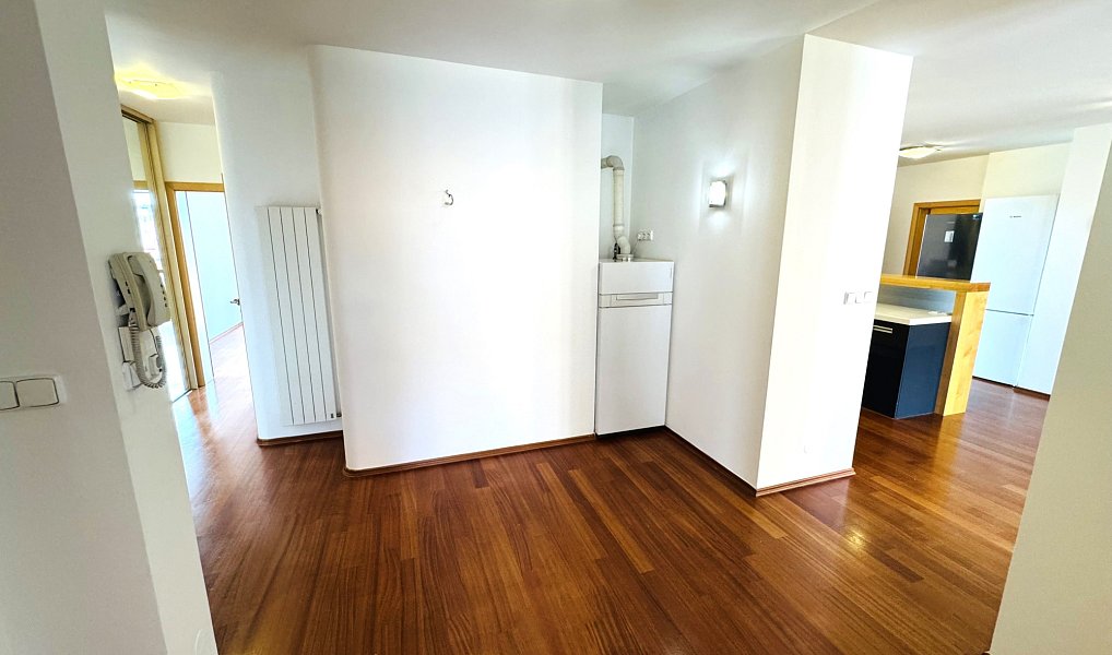 Pronájem bytu 5+kk 191 m², Praha – náhled fotky 18