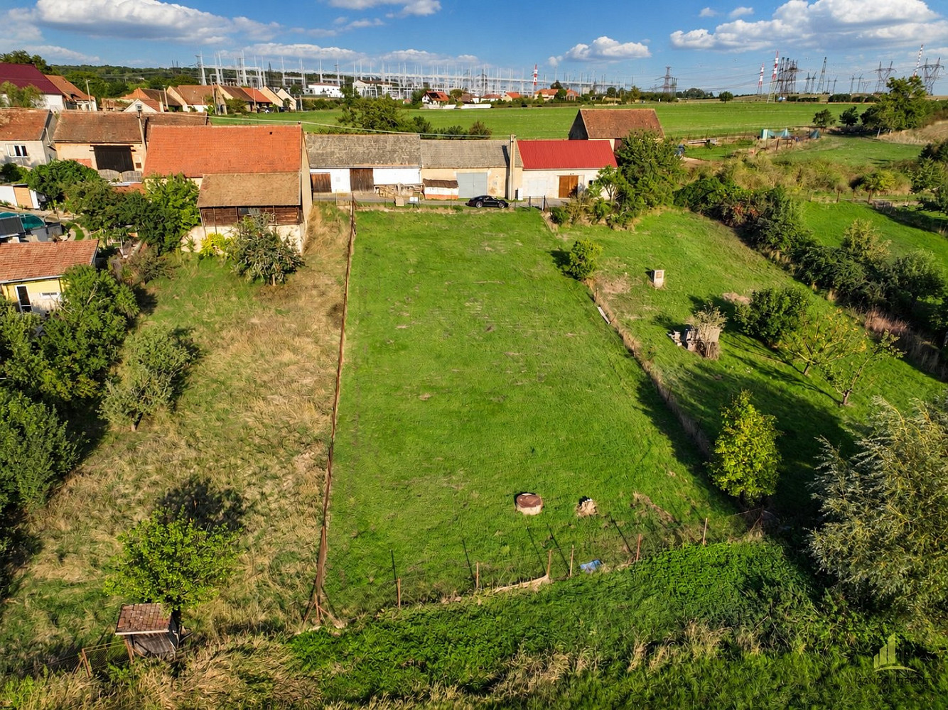 Prodej stavebního pozemku 961 m²