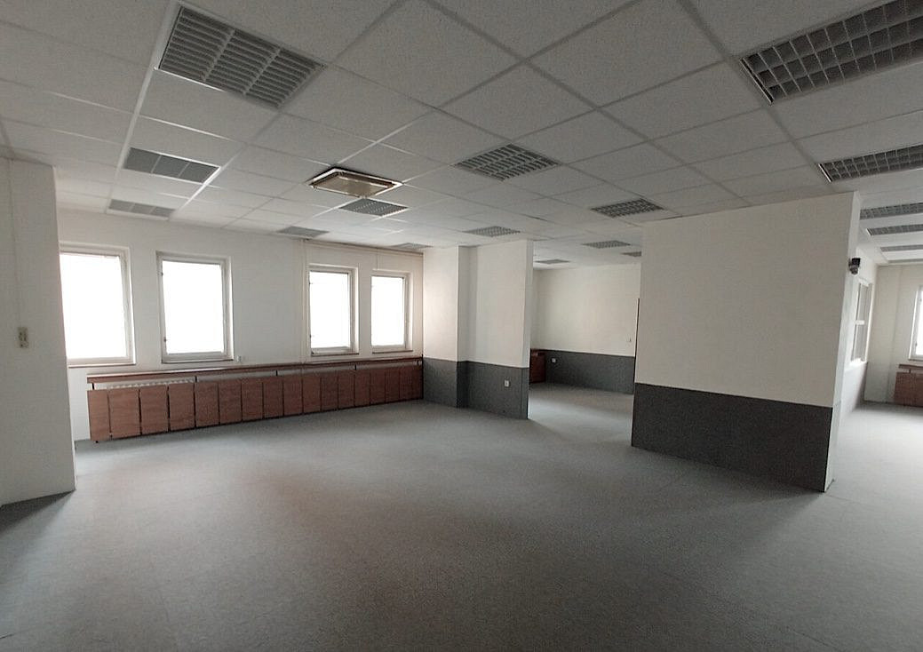Pronájem skladovacích prostor 513 m² – fotografie 4
