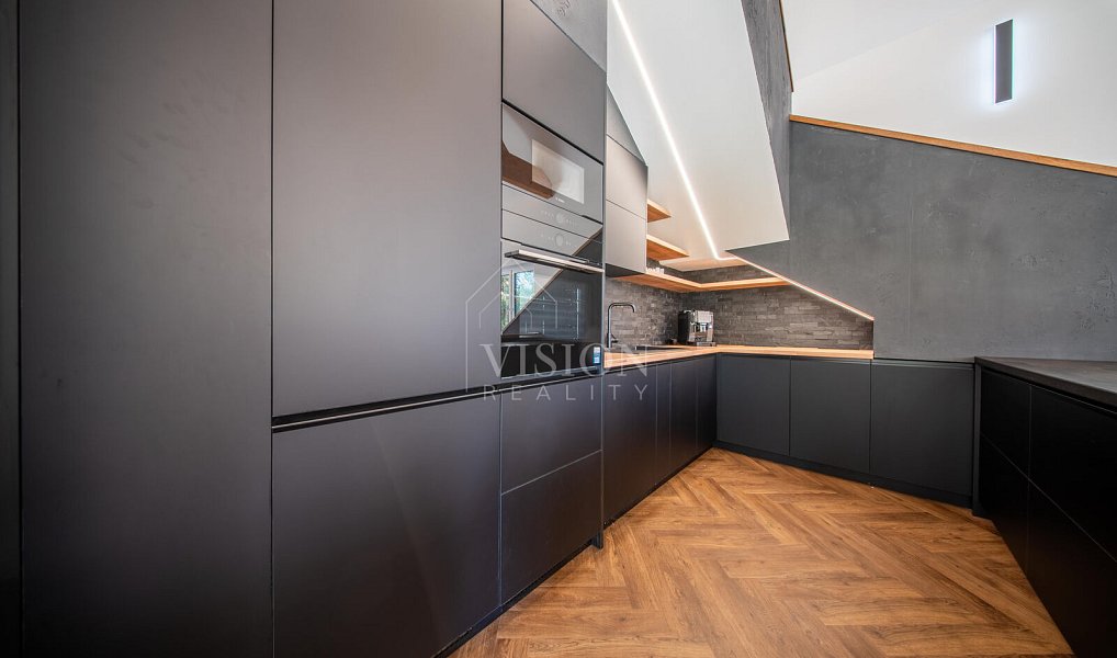 Prodej domu 272 m² s pozemkem 1 091 m², Kamenice – náhled fotky 6