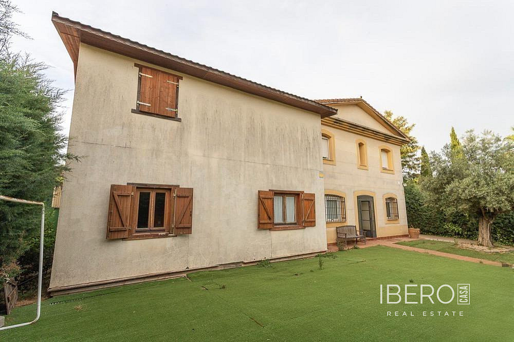 Prodej domu 280 m² s pozemkem 1 036 m² — photo 3