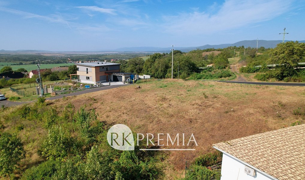 Prodej stavebního pozemku 1 535 m², Zabrušany – náhled fotky 13