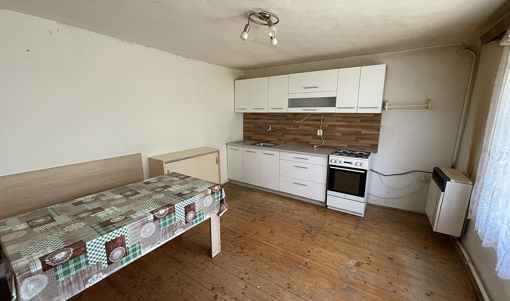 Prodej domu 120 m² s pozemkem 640 m², Strážovice – náhled fotky 10
