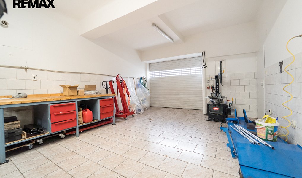 Prodej obchodních prostor 300 m², Drásov – náhled fotky 17