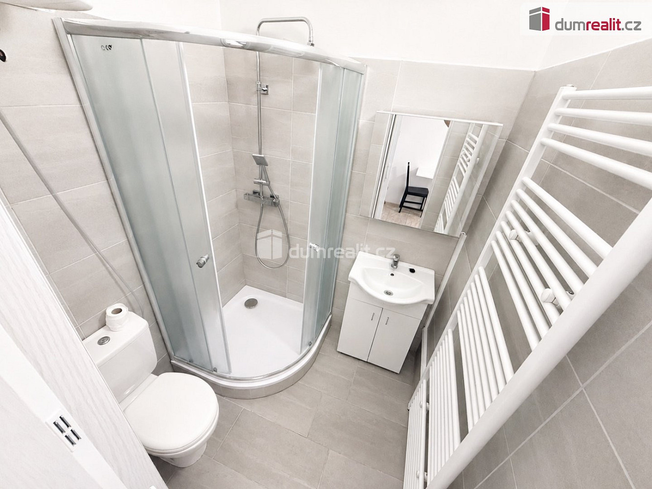 Pronájem bytu 1+kk 21 m² – pohled 5