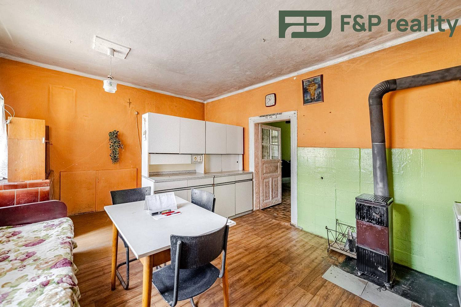 Prodej domu 300 m² s pozemkem 3 629 m²