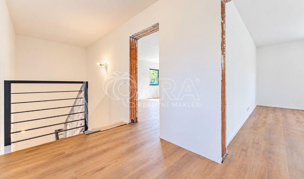 Prodej domu 259 m² s pozemkem 755 m², Kamenice – náhled fotky 23