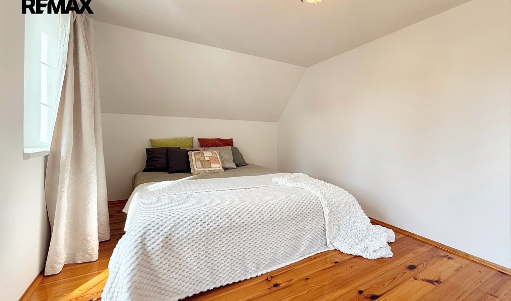 Prodej domu 650 m² s pozemkem 2 968 m², Svinaře – náhled fotky 15