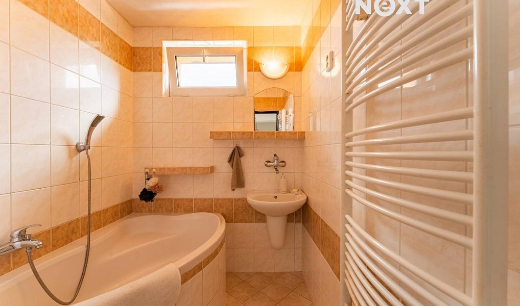 Prodej domu 200 m² s pozemkem 947 m², Šumperk – náhled fotky 9