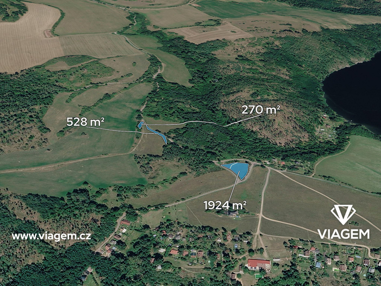 Prodej pole 1 361 m²