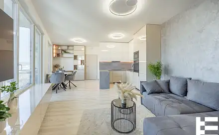 Pronájem bytu 2+kk 60 m²