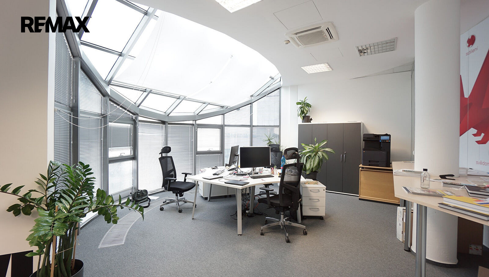 Pronájem kanceláře 35 m² – fotografie 4