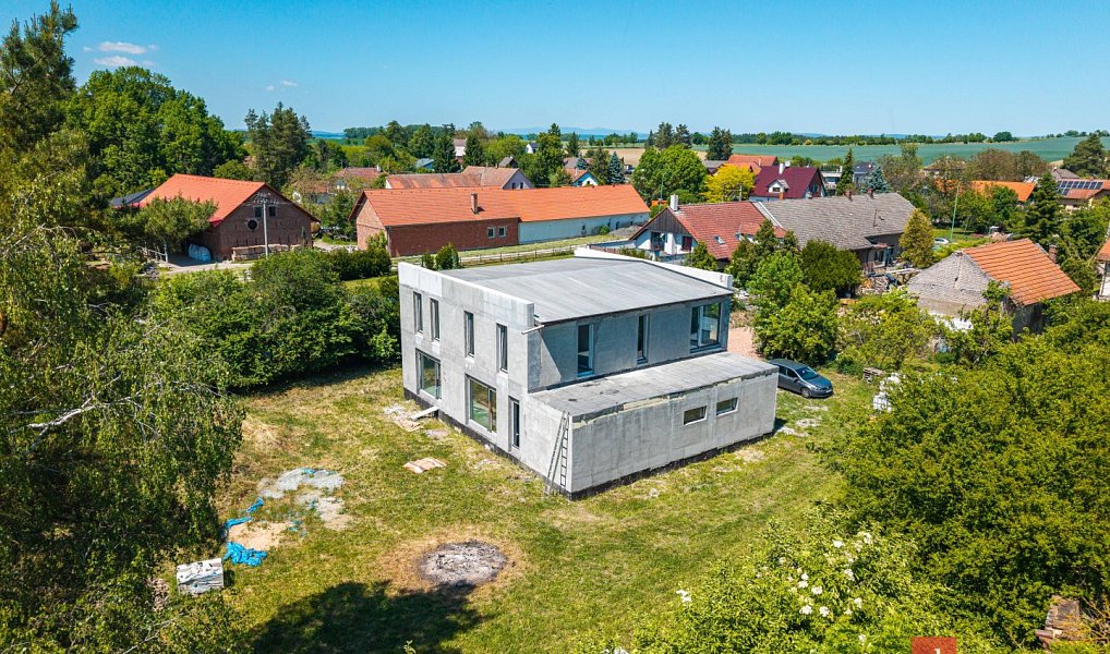Prodej domu 178 m² s pozemkem 940 m², Černilov – náhled fotky 2
