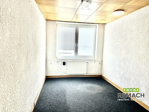 Pronájem kanceláře 15 m² – fotografie 4