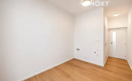 Prodej bytu 1+kk 16 m², Kolmá, Praha 9 - Vysočany