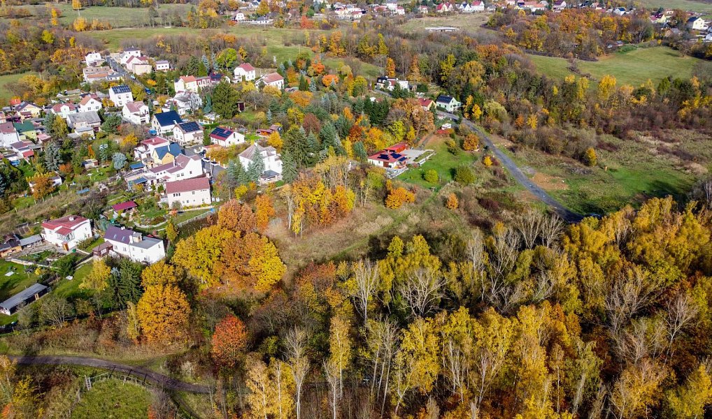 Prodej stavebního pozemku 6 468 m², Košťany – náhled fotky 10