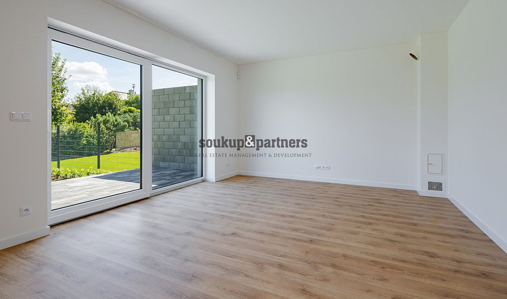 Pronájem domu 193 m² s pozemkem 468 m², Bašť – náhled fotky 13