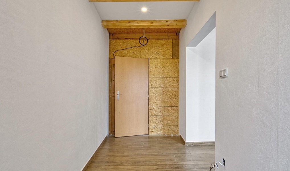 Prodej domu 162 m² s pozemkem 605 m², Hevlín – náhled fotky 17