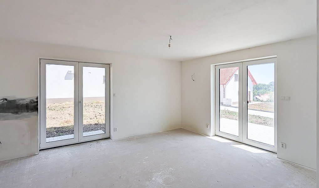 Prodej domu 180 m² s pozemkem 966 m², Peruc – náhled fotky 8