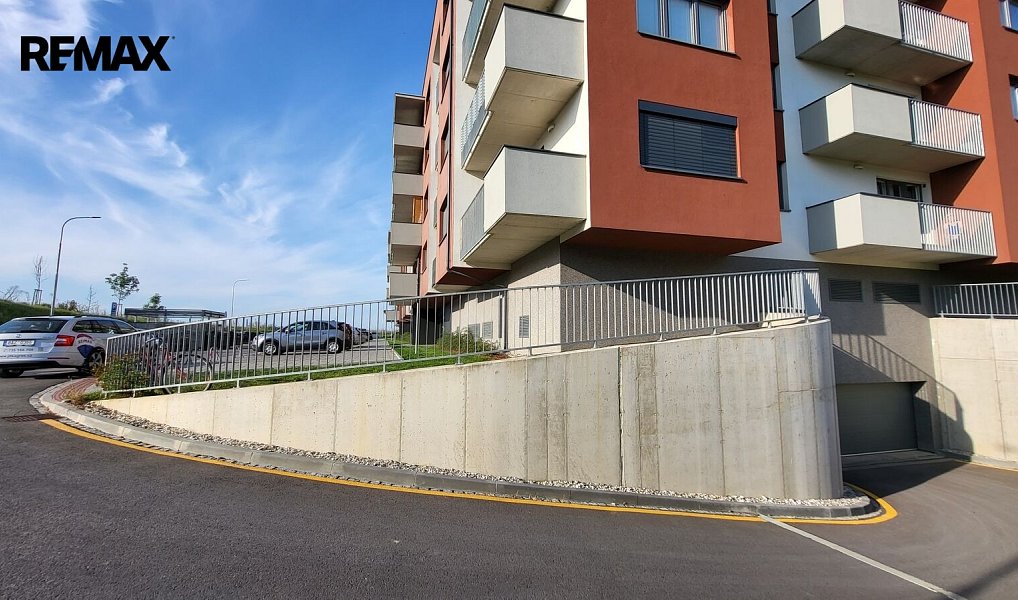 Prodej garážového stání ul. Aloise Rašína, Olomouc, Olomouc – náhled fotky 4