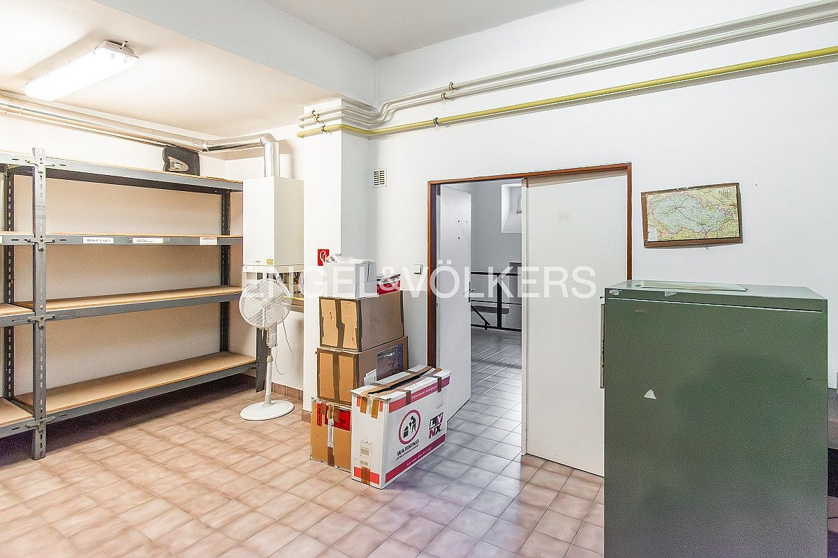Pronájem skladovacích prostor 140 m² – fotografie 4