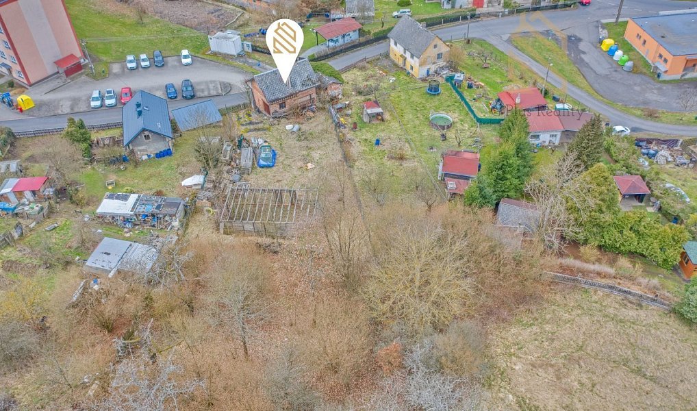 Prodej stavebního pozemku 778 m², Velichov – náhled fotky 2
