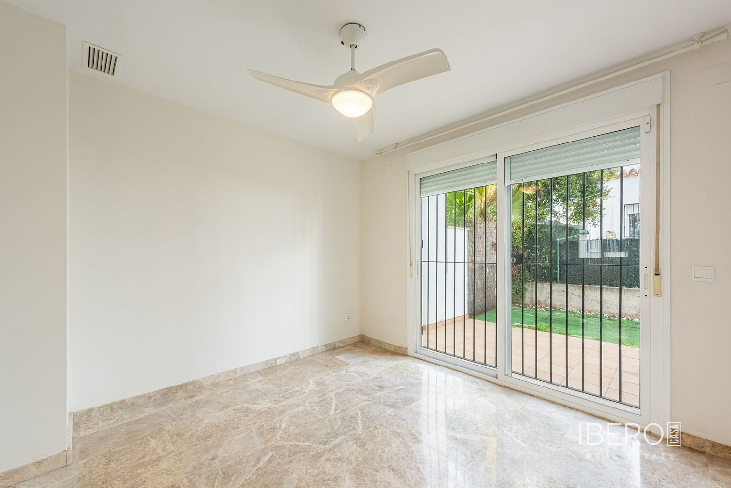Prodej domu 136 m² s pozemkem 136 m² — photo 3