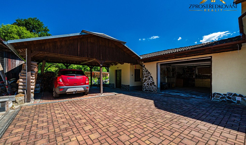 Prodej domu 258 m² s pozemkem 2 807 m², Teplá – náhled fotky 4