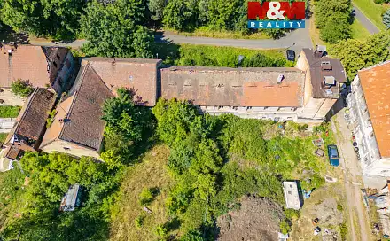 Prodej nájemního domu, činžáku 1 000 m², Podbořany - Pšov, okres Louny