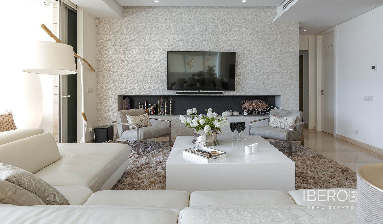 Prodej domu 209 m² s pozemkem 800 m² — photo 2