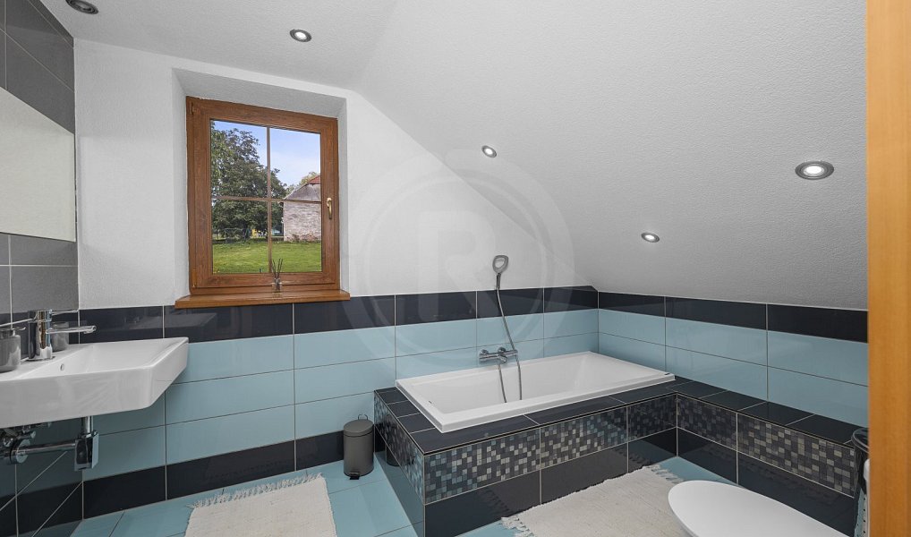 Prodej domu 125 m² s pozemkem 1 061 m², Hůry – náhled fotky 35
