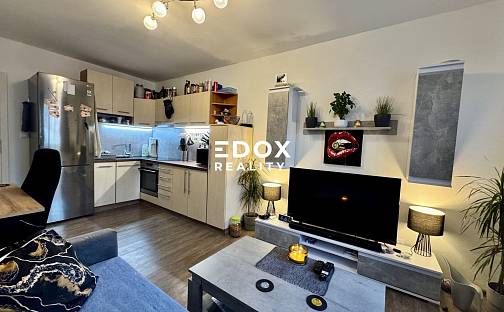 Prodej bytu 3+kk 50 m², Luštěnice - Zelená, okres Mladá Boleslav