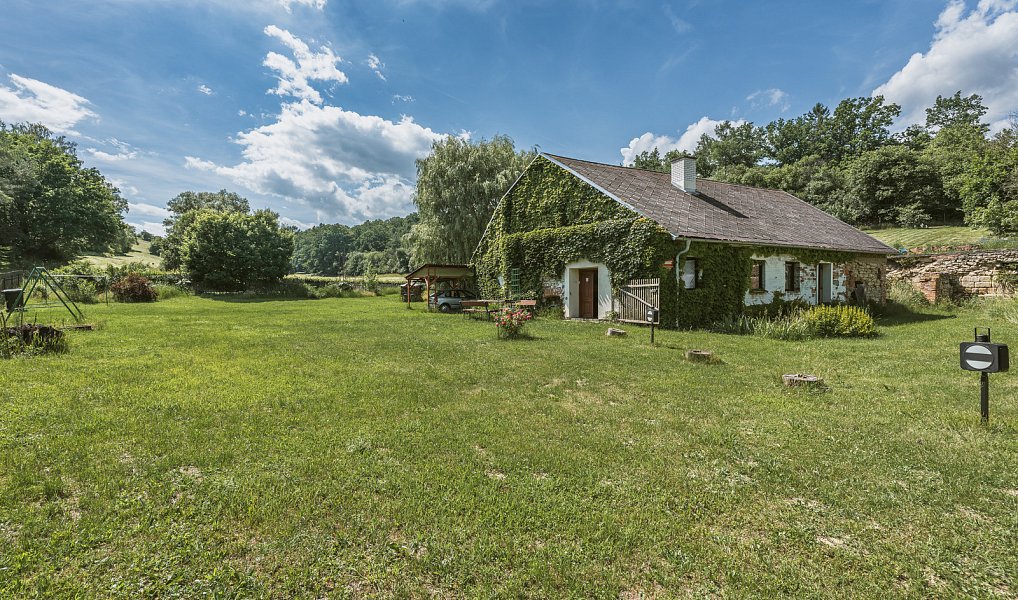 Prodej zemědělského objektu 132 m², Dubá – náhled fotky 11