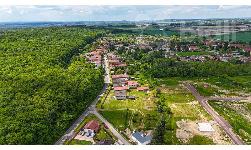 Prodej stavebního pozemku 812 m² – fotografie 4