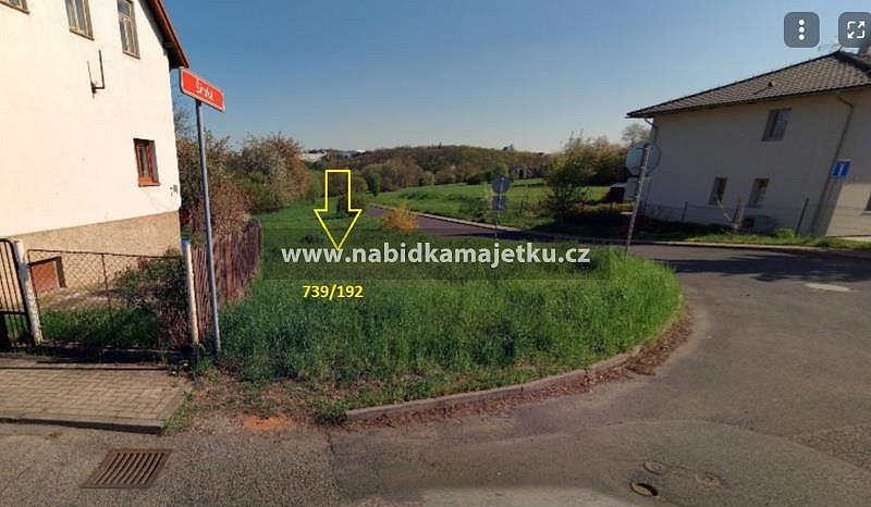 Prodej pozemku 1 233 m²